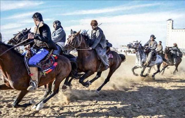 1. At Binicilii  <br>  2. Atl Okuluk  <br>  3. Cirit  <br>  4. Gre  <br>  5. Kzak  <br>  6. Matrak  <br>  7. Okuluk  8. Tomak   