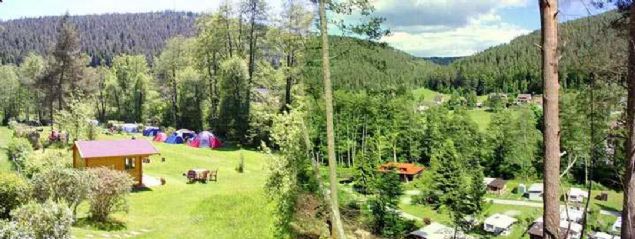 Kamp Karavan Turizminin Gelitirilmesi  <br><br>  lelerde bulunan yayla, gl, glet ve baraj yaplar evresinde gnbirlik kullanmlarn yan sra akredite kamp ve karavan alanlar yaplarak turizmin canlandrlmas amalanmaktadr. Bu kapsamda, 20 adet kamp karavan alan yaplmas ngrlmektedir.   