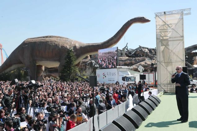 Cumhurbakan Erdoan, Ankapark 'Wonderland Euroasia'nn 31 Mart akamna kadar cretsiz hizmet vereceini aklad.     