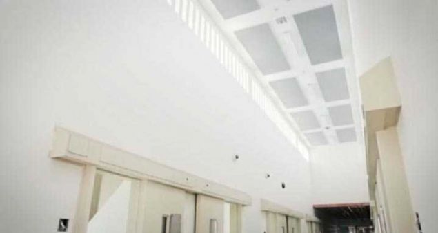 Yeni Zelanda yerel basnnda yer alan habere gre terrist, lkenin en gvenlikli hapishanesi saylan Auckland hapishanesine gnderilecek. 300 milyon dolar maliyetle yaplan hapishane tam anlamyla bir kaleyi andryor. 