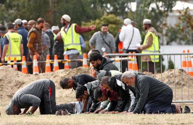 Toprak stnde namaz klnd. 