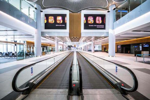 STANBUL HAVALMANI LE VZE SSTEMNDE DEKLK  <br><br>  Yeni havaliman ile vize sisteminde nemli bir deiiklik oldu. Dileri Bakanl tarafndan verilen bilgiye gre, stanbul Atatrk Havalimanndaki E-vize kiosk'lar 29 Ekim 2018 tarihinden itibaren kaldrld. 