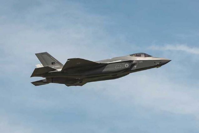 ABDnin Fort Worth kentinde 10 Mays 2018de Trk Hava Kuvvetleri bayrakl F-35A Lightning II avc ua ilk uuunu gerekletirdi.  