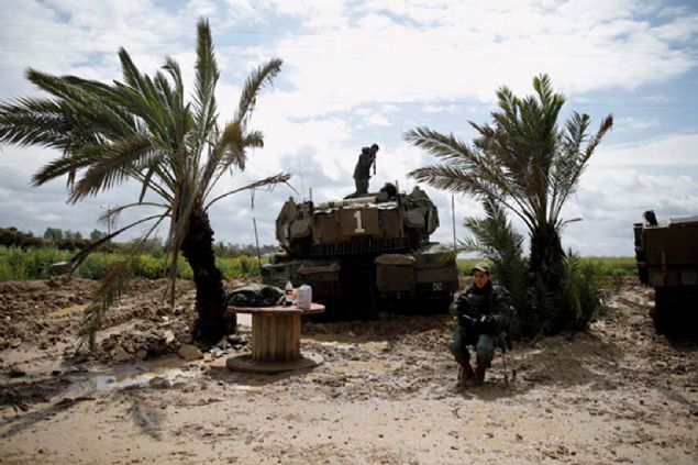 srail, 1981'de Golan Tepeleri'ni tek tarafl olarak ilhak ettiini aklam ancak uluslararas toplum bu karar tanmamt. 