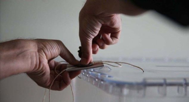 OY VERMENN BTM SAATNDEN NCE SANDIKLAR KESNLKLE AILAMAYACAK  <br><br>  Oy verme saatlerinin 07.00-16.00 olduu illerde saat 16.00'dan, dier illerde saat 17.00'den nce oylar saylmaya balanamayacak.   