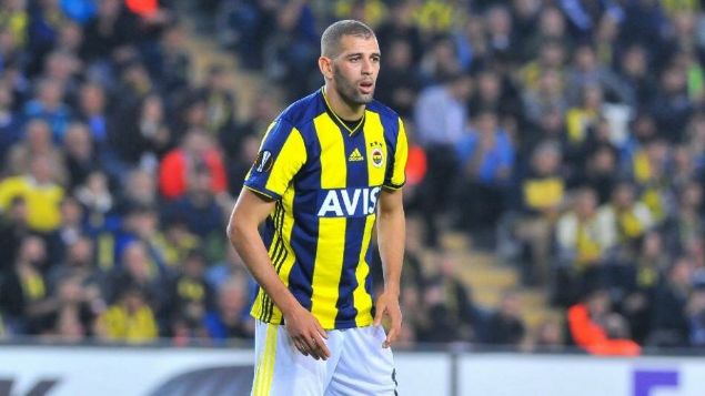                                                                 ISLAM SLIMANI  <br><br>  Fenerbahe'nin bu sezon yaad en byk hayal krkl! Frsat transferi olarak gelen ve 1.5 milyon euro'ya kiralanan Islam Slimani, 15 lig manda 1255 dakika forma giydi ve girdii birok pozisyona ramen sadece 1 gol atabildi. Cezayirli futbolcu iin Fenerbahe hibir giriimde bulunmayacak ve 1 Temmuz'da Leicester'a geri dnecek.                                                        