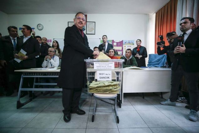 �zhaseki, se�im �al��malar� s�ras�nda, 5 kilo zay�flad���n�n an�msat�lmas�na 'Ke�ke daha fazla verebilseydik. Zaten vermek i�in u�ra��yoruz. Sabah kahvalt�s�n� evde yapt�ktan sonra ak�ama kadar bir maraton s�r�yor... 