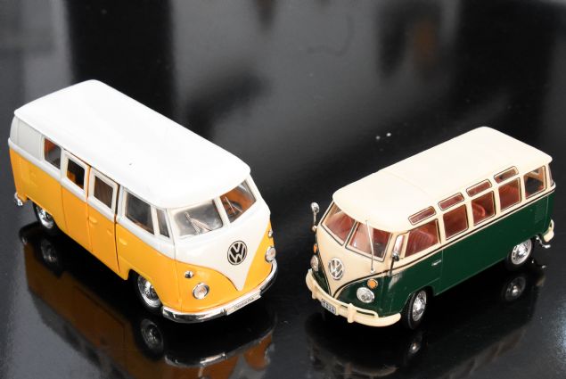  Her tarzda aralar toplamaya alyorum. Bunlar da i yerimde sergiliyorum' dedi.     