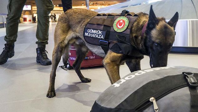 Ticaret Bakanlna bal Gmrkler Muhafaza Genel Mdrl ekiplerince, kaaklkla mcadele faaliyetleri kapsamnda 2018 ylnda lke genelinde yaplan operasyonlar sonucunda 5 bin 664 kaaklk olay nlendi.   