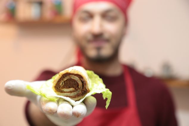   yerimizde ok farkl ekillerde i kftemiz mevcut. Kullandmz rnler tamamyla doal.' dedi.  