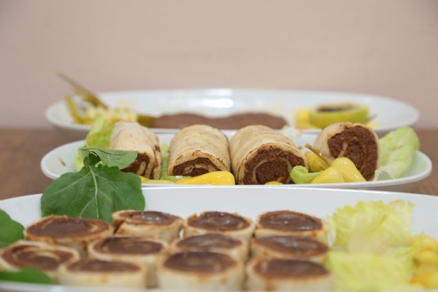 Hem lokmalk olmas hem de sui gibi kesilmesiyle bu menmz ilgi gryor.' diye konutu.   