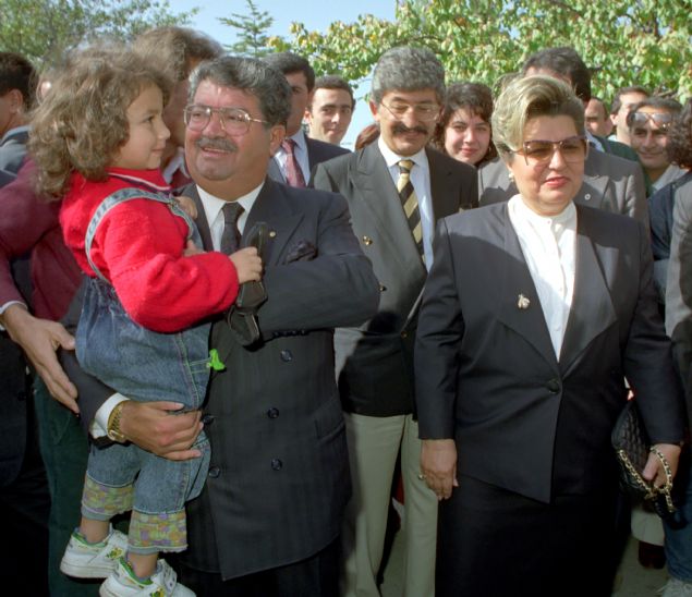 Yaral halde krsye kan zal, 'Bilhassa belirtmek istiyorum, Allah'n verdii mr, O'nun isteinden baka alacak yoktur, biz de O'na teslim olmuuzdur.' ifadelerini kulland. Suikast dzenleyen Kartal Demira, saldr sonrasnda yakaland ve yarglama sonucunda idama mahkum edildi. 