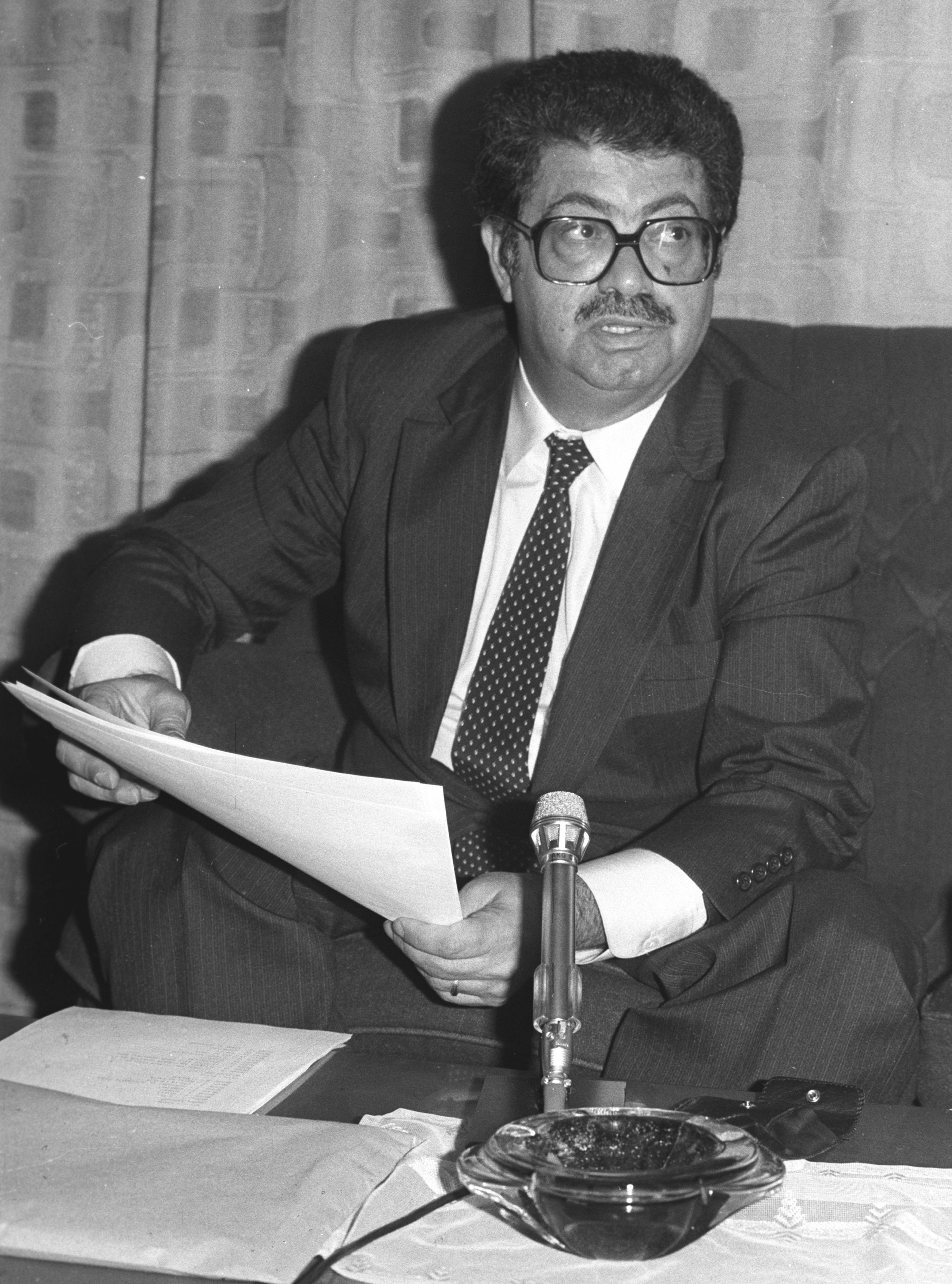 Bu srete, 1954'te Semra zal ile evlenen Turgut zal'n  ocuu oldu. Askerlik hizmetini, Milli Savunma Bakanl Bilimsel Danma Kurulu yesi olarak 1961-1962 yllar arasnda yapan zal, Devlet Planlama Tekilatnn kurulmasna nemli katklar salad.   