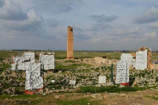 Plan�n� erken yapan insanlar�m�z b�lgeye gelince yer problemi ya�amaz. �u an kent merkezlerinde y�ld�zl� ve y�ld�zs�z bir�ok otel dolmu� durumda... 