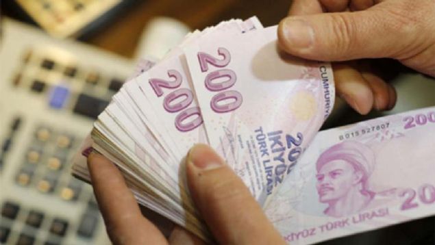 KIDEM TAZMNATI   <br><br>  Albayrak, yeni ekonomi paketinin en ok tartlan bal olan kdem tazminat konusunda da unlar syledi:  