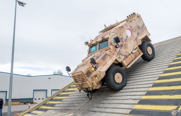 <p style='box-sizing: border-box; margin: 0px 0px 10px; padding: 0px; border: 0px; list-style-type: none; color: rgb(51, 51, 51); font-family: "Roboto Condensed"; font-size: 19px;'> Bugüne kadar dünya genelindeki kullanıcılara 5 farklı konfigürasyonda Ejder Yalçın teslim ettiklerini belirten Karel, aracın ambulans sürümünü IDEF'19’da tanıtacaklarını bildirdi.</p> <div> </div>