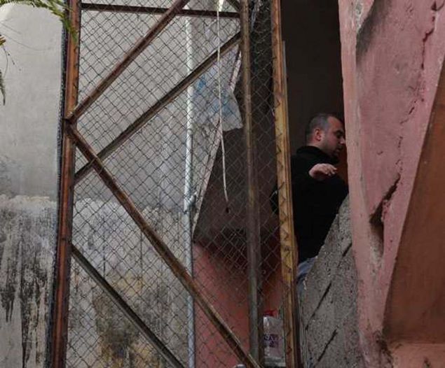 Yal kadnn dmeye basmasnn ardndan hzla 3. kata kan asansr halat koparak yere akld.  