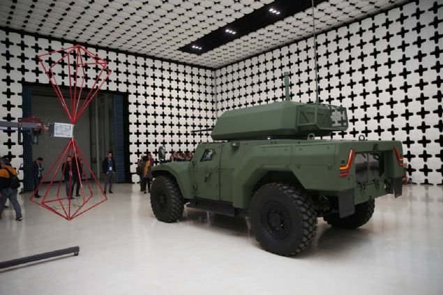 PATENTE KONU UNSURLARA SAHP  <br><br>  Grg, basn mensuplarnn sorular zerine, bataryalar bittiinde aracn arjnn 3 saat srdn, herhangi bir zamanda yaplan 15-20 dakikalk enerji takviyesinin da arja yzde 20-30'luk katk yaptn syledi. 