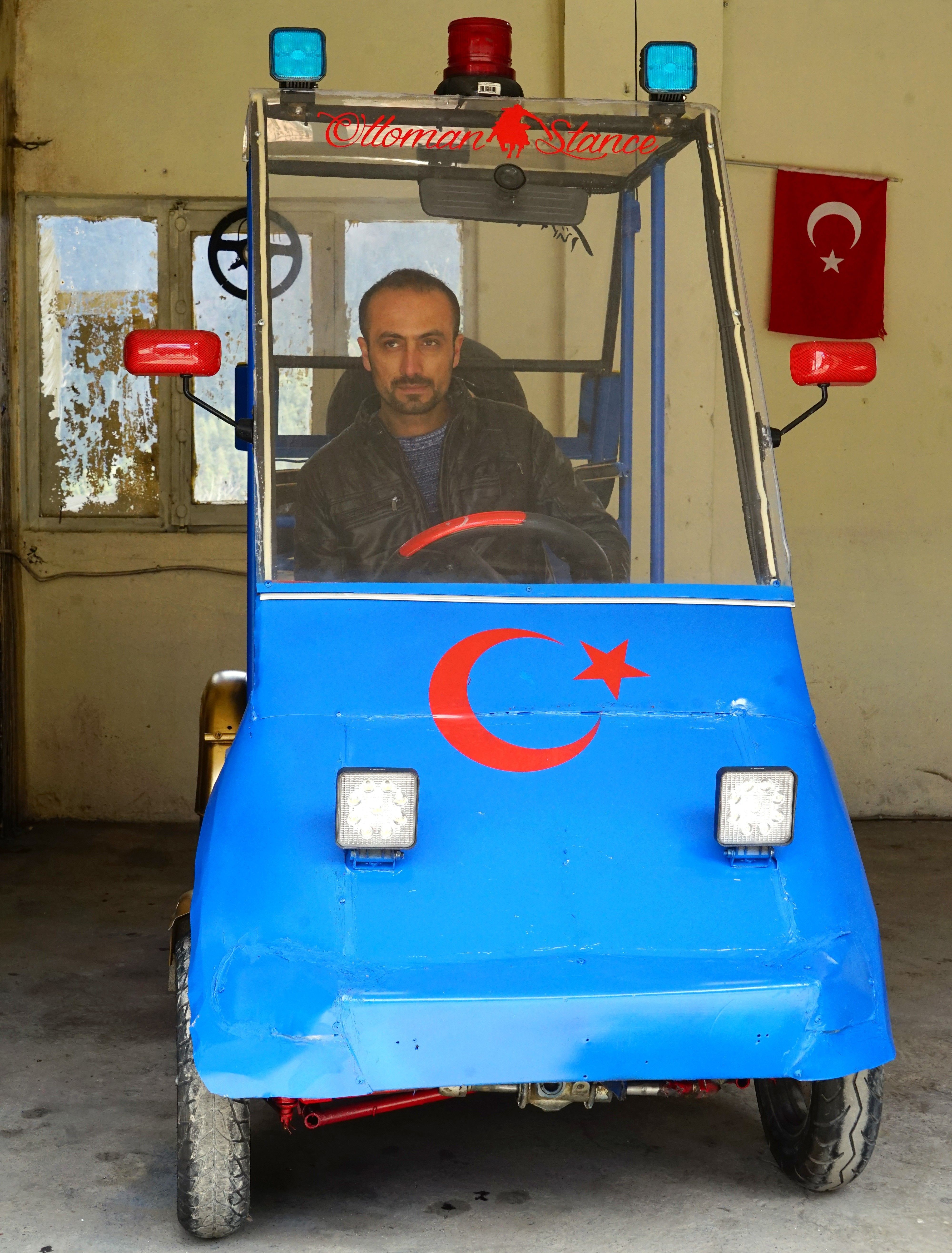 Toplad hurdalardan kendi 'Afilli' aracn yapt 