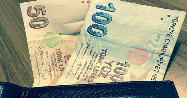 Birok banka bu anlamaya imza att. Ancak i uygulama aamasna geldiinde zellikle yabanc ortakl bankalar kredi yaplandrmalarnda zorluk kard. Bunun zerine, bor yaplandrmas iin kanun tasla hazrland. 