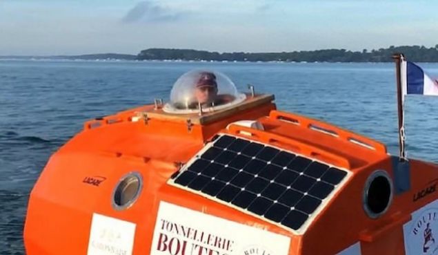 Savin, �u anda �Florida y�n�nde s�r�klendi�ini�, orada kendisini varil ile birlikte al�p, e�inin ve dostlar�n�n bekledi�i Martinik�e ula�t�rabilecek bir y�k gemisi bulmak istedi�ini kaydetti.   