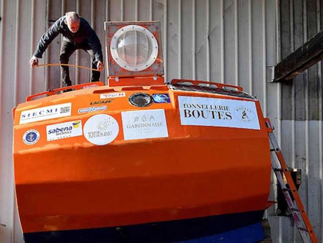 3 metre uzunlu�u, 2 metre �ap� olan 450 kilograml�k varili geli�tiren Savin, �f���n�n� re�ine kapl� kontrplaktan yap�ld���n�, dalgalara ve balinalar�n�n potansiyel sald�r�lar�na kar�� dayan�kl� olu�unu ifade etmi�ti.     