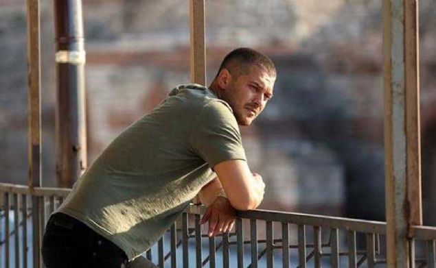 aatay Ulusoy - Anne Bonak, baba Bulgar gmeni     