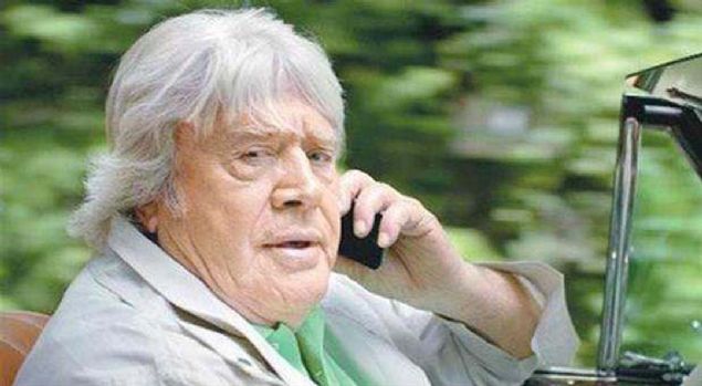 Cneyt Arkn - Eskiehir   