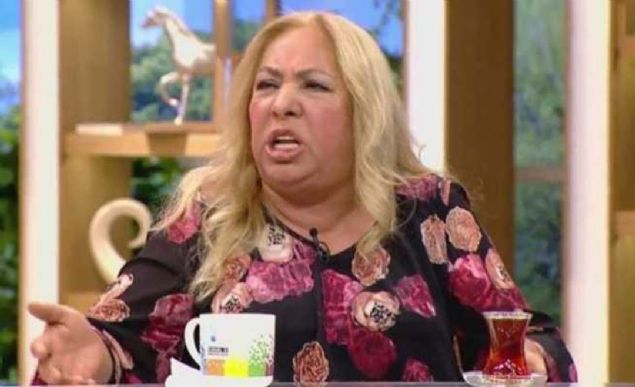 Ay, 'Hayat Sana Gzel' ve 'Yol Arkadam 2' sinema filmlerinde de rol ald. 