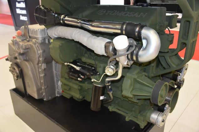 Paletli zrhllar tayacak yerli motor IDEF 2019'da: Tumosan'n hafif/orta seviye paletli zrhl aralar iin gelitirdii g grubunun ilk prototipi grcye kt • Alp Hafif Paletli Ara G Grubu, 18 tona kadar ihtiyac karlayabilecek. 