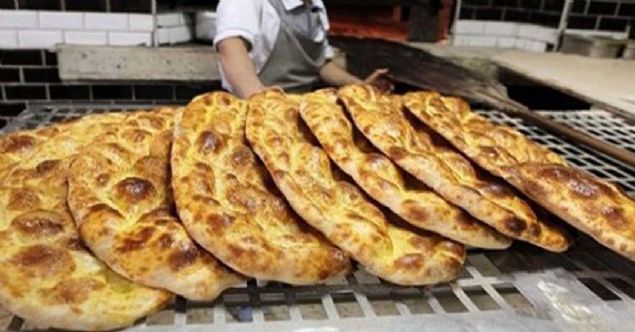 stanbul Frnclar Esnaf Odas, artan giderleri gereke gstererek pide gramaj ve fiyat tarifesi teklifini stanbul Esnaf ve Sanatkarlar Odalar Birliine sundu. 