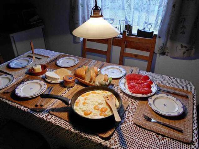 Bu nedenle kalp hastal hikayesi olan ailelerde bireyler yumurta tketimini haftada bir veya iki ile snrlandrlmaldr.   