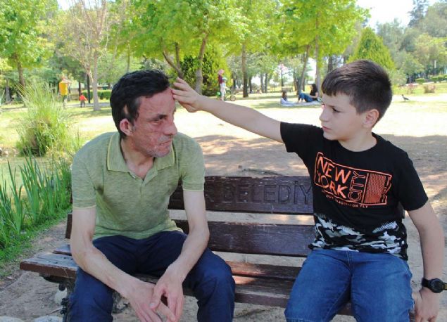 Daha nceki hayatmda ocuklarn benden kat zamanlar hatrlyorum. Bu nedenden dolay ocuk sahibi olmann pek de hayalini kuramamtm. Nakilden sonra ise ilk dndm ey salma kavumakt. Sonrasnda her eyi dzene koymaya baladm. imdilerde salm da yerinde, gzel bir iim de var. Zamana braktm tek ey, mutlu olabileceim kiiyi bulup evlenmek.  