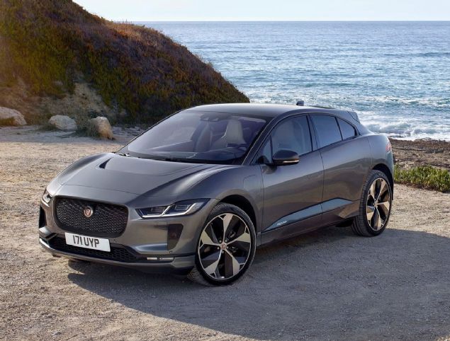 Fransz otomobil reticisi Renault, Trkiyede ilk 4 ayda 16.781 adet sat gerekletirdi. Markann satlarnda ba 7.074 adet ile Clio ekiyor. Markann ticari sat liderlii ise 1004 adet ile Kangooda bulunuyor.    