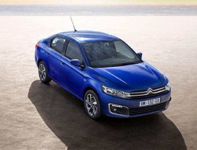 Japon lks otomobil reticisi Lexus, ilk 4 ayda 13 adet sat gerekletirdi. Markann CT modeli satta 5 adetle ne kt.    