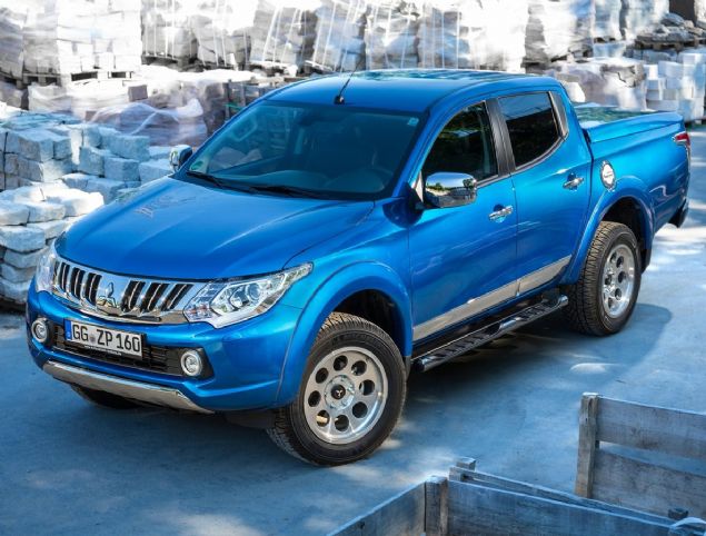 Japon otomobil markas Mitsubishi, bu yl Trkiyede 534 adet sat gerekletirdi. Markann satlarnda L 200, 359 adetle ba ekiyor.  <br><br>  Japon retici Nissan, bu yl Trkiyede 4.301 adet sat gerekletirdi. Nissann sat listesinde 2.910 adetlik satla Qashqai yer alyor.  