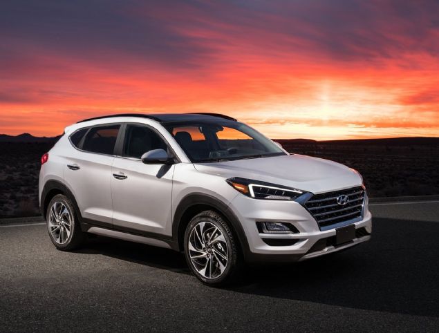 Gney Koreli otomobil reticisi Hyundai, bu yl 6.452 adet sat gerekletirdi. Hyundainin satlarnda 1.878 adet ile Tucson ba ekiyor. Hyundainin Accent Blue modeli ise 1.617 adet satla dikkat ekti.  