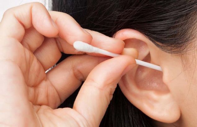 -Kulaa pamuklu ubuk sokmak (fi'de bozar.)    