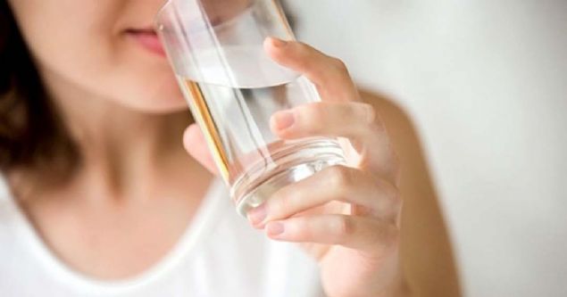 -Orulu olduunu unutarak yiyip imek         