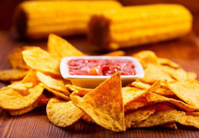 Prof. Dr. Snmez, fazla baharatl besinlerin de refl ikayetine ve sindirim sorunlarna yol aabileceinin altn izerek,  