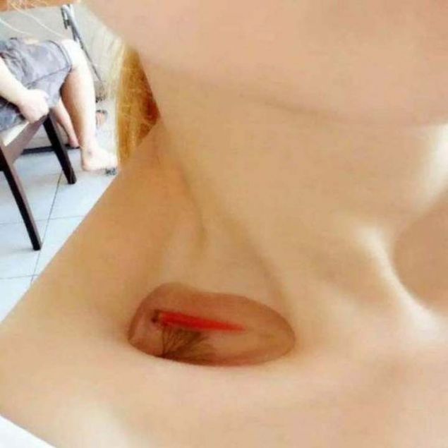 3. Balklar kprck kemiinin ukurunda tamak, in'de kadnlarn ne kadar zayf olduklarn gstermek iin yaptklar popler bir davran tr.  