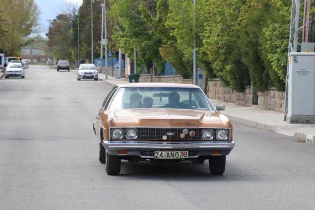 'ANAP'ta muhtelif yerlerinde grev aldm. Partide dnemin l Bakan Recai Alptekin'in ardndan bakan yardmcl grevini yrttm. Hemehrim olan eski Babakan Yldrm Akbulut Erzincan'a geldiinde klasik otomobilimle ile ve ky ziyaretlerine giderdik.     