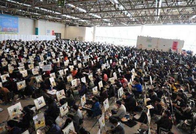 in Sanat Akademisi'ne girmek isteyen 78 bin kii, giri snav iin yaklak 200 bin eser gnderdi.    