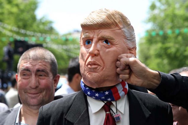 Donald Trump'n olas bir askeri atma konusunda istekli olmad ama kurmaylar arasndaki gr ayrln bir tehdit unsuru olarak grnr klmaya alt belirtiliyor.   