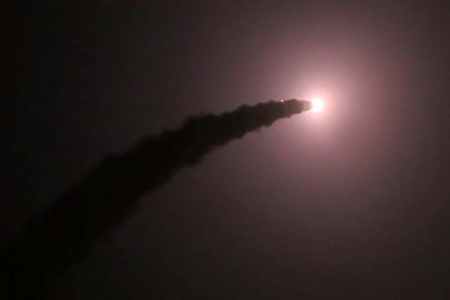 Daha olas olan, denizden ve havadan yrtlebilecek bir operasyon ki bu da tm blgeyi ate emberine evirir.    