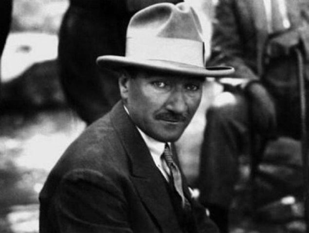 'Hrriyet olmayan bir memlekette lm ve k vardr. Her ilerleyiin ve kurtuluun anas hrriyettir.'       