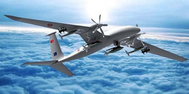 Kanat akl 20 metre olan, Milli Elektronik Destek Podu, Milli AESA Radar, Milli Gr Hatt ve Uydu Haberleme sistemi ile donatlacak olan AKINCI, TUSA Motor Sanayii A / TEI tarafndan gelitirilen PD 220 motoru ile havalanmas hedefleniyor.  