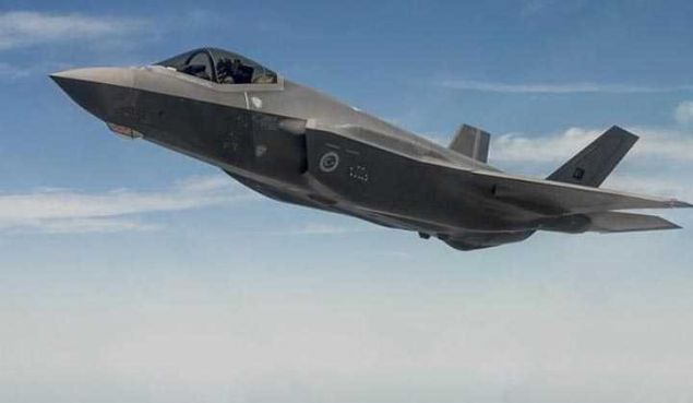 F-35 projesinin devam ettiini dile getiren Akar, unlar kaydetti:    