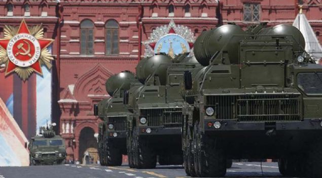 'Bugnlerden balamak suretiyle nmzdeki aylarda S-400 eitimleri iin Rusya'ya bizim personel gnderdiimiz gerek. Bu rakamlar srekli deiiyor...        