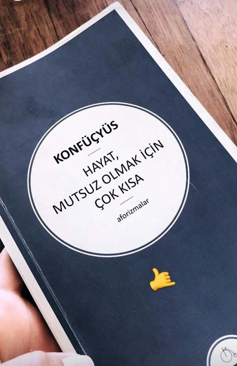 Damla Can  <br><br>  Hayat Mutsuz Olmak in ok Ksa / Konfys    <br><br>  (NTV) 